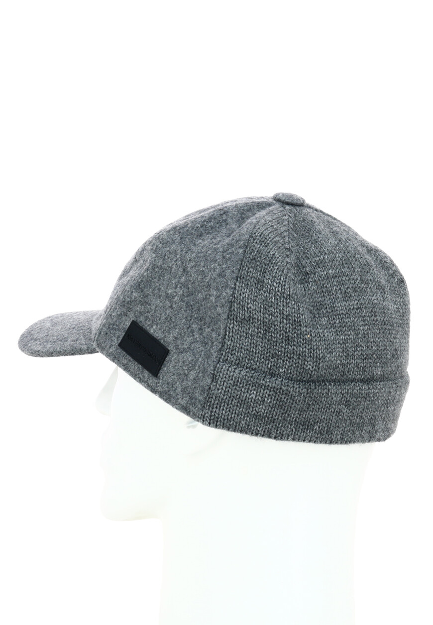 Бейсболка Emporio Armani, Другой
Бейсболка Emporio Armani, Другой