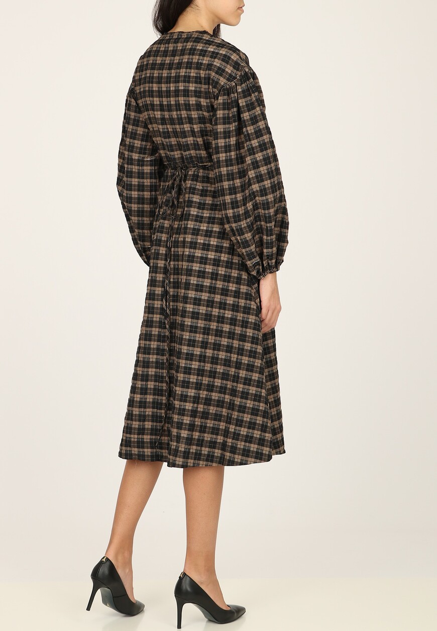 Платье Ganni, Черный
Платье Ganni, Черный