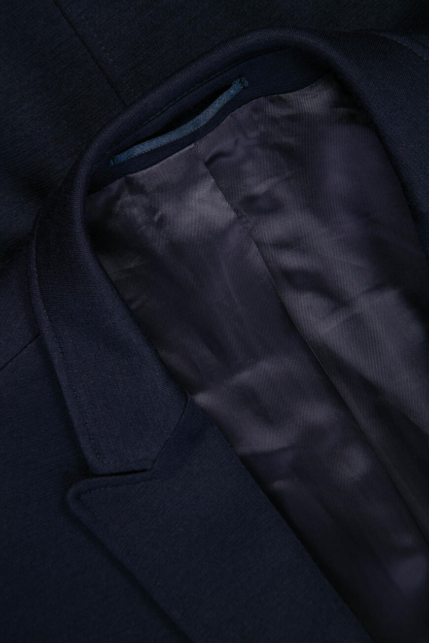 костюм  TKM-568 CRZ70001-ORM-GP19 200 со скидкой