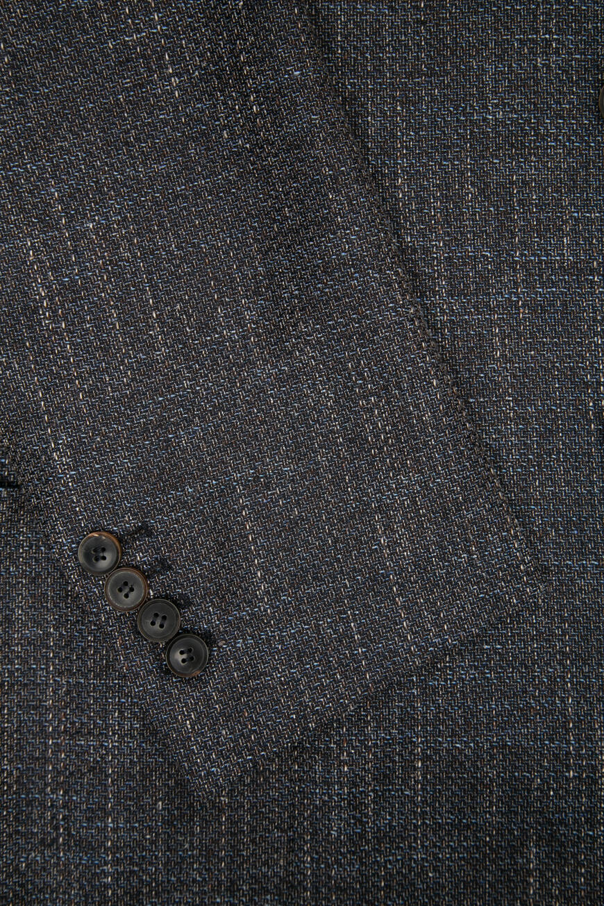 пиджак  из италии вид сбоку