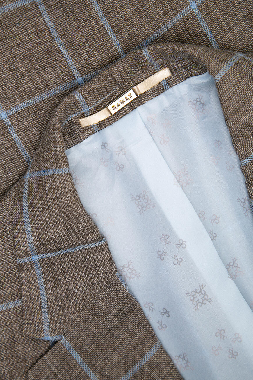 пиджак  из льна спереди