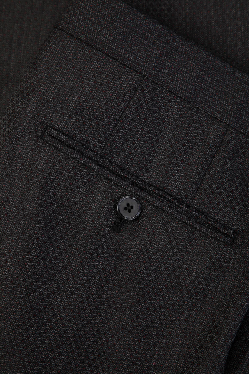 Продукция для мужчин по распродаже