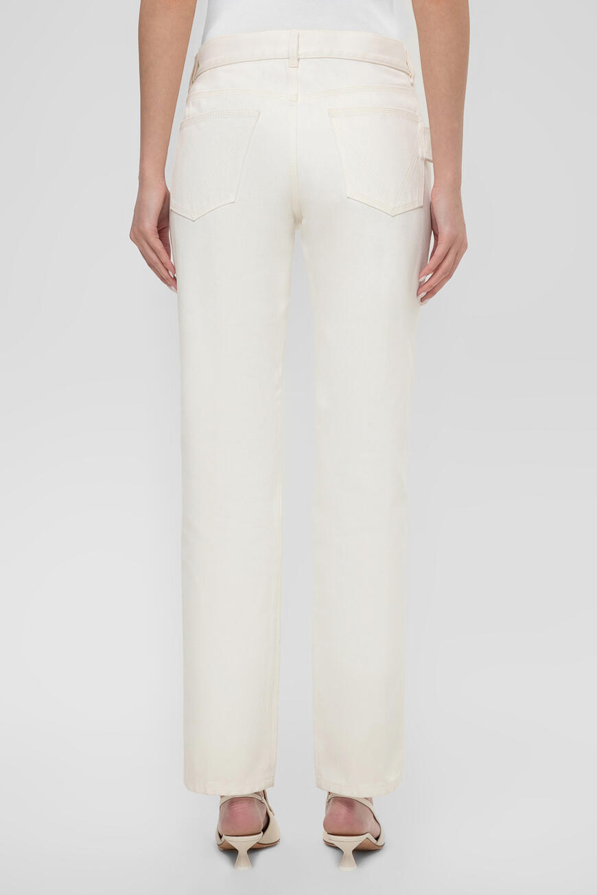джинсы  прямого кроя белый 577037 VF4Q0 9000 купить с доставкой