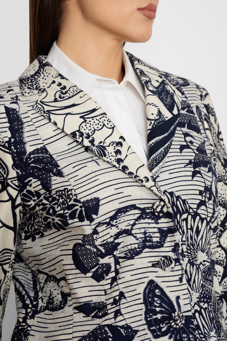 пиджак  с принтом toile de jouy белый/синий 011V01ACMIX 0863 купить с доставкой