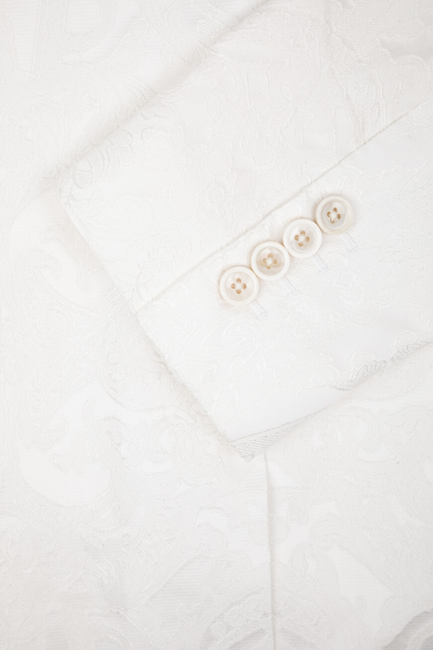 костюм  из фактурного жаккарда GK0RMT HJMI0 W0800 на официальном сайте