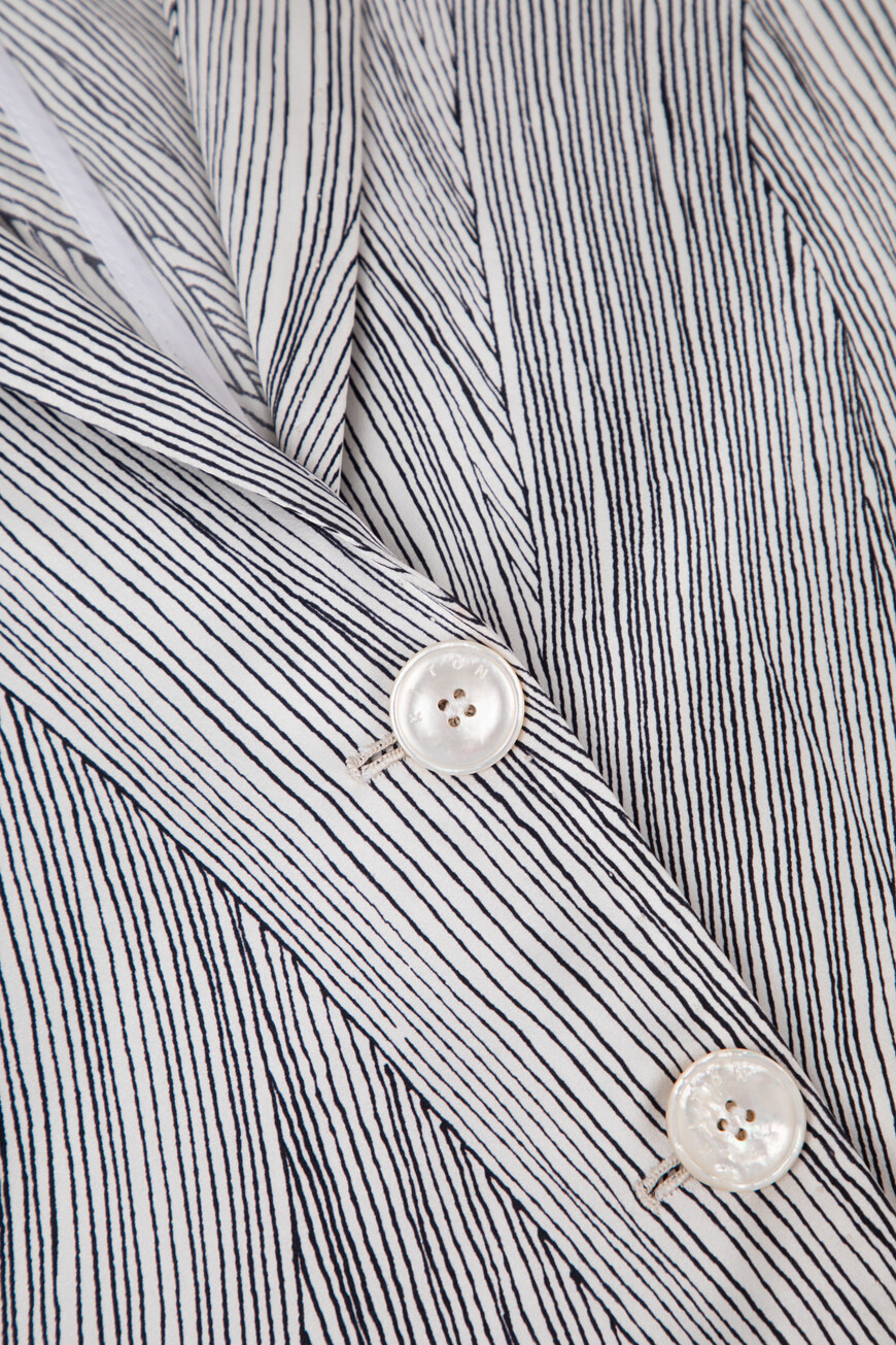 пиджак  с принтом africa D49537K09S8302005 на официальном сайте