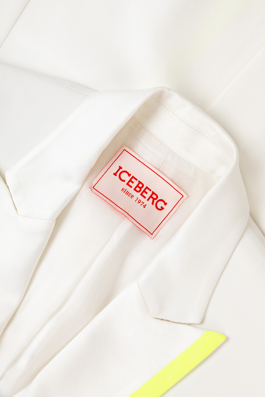 пиджак  I2SL051 5219 1101 по распродаже