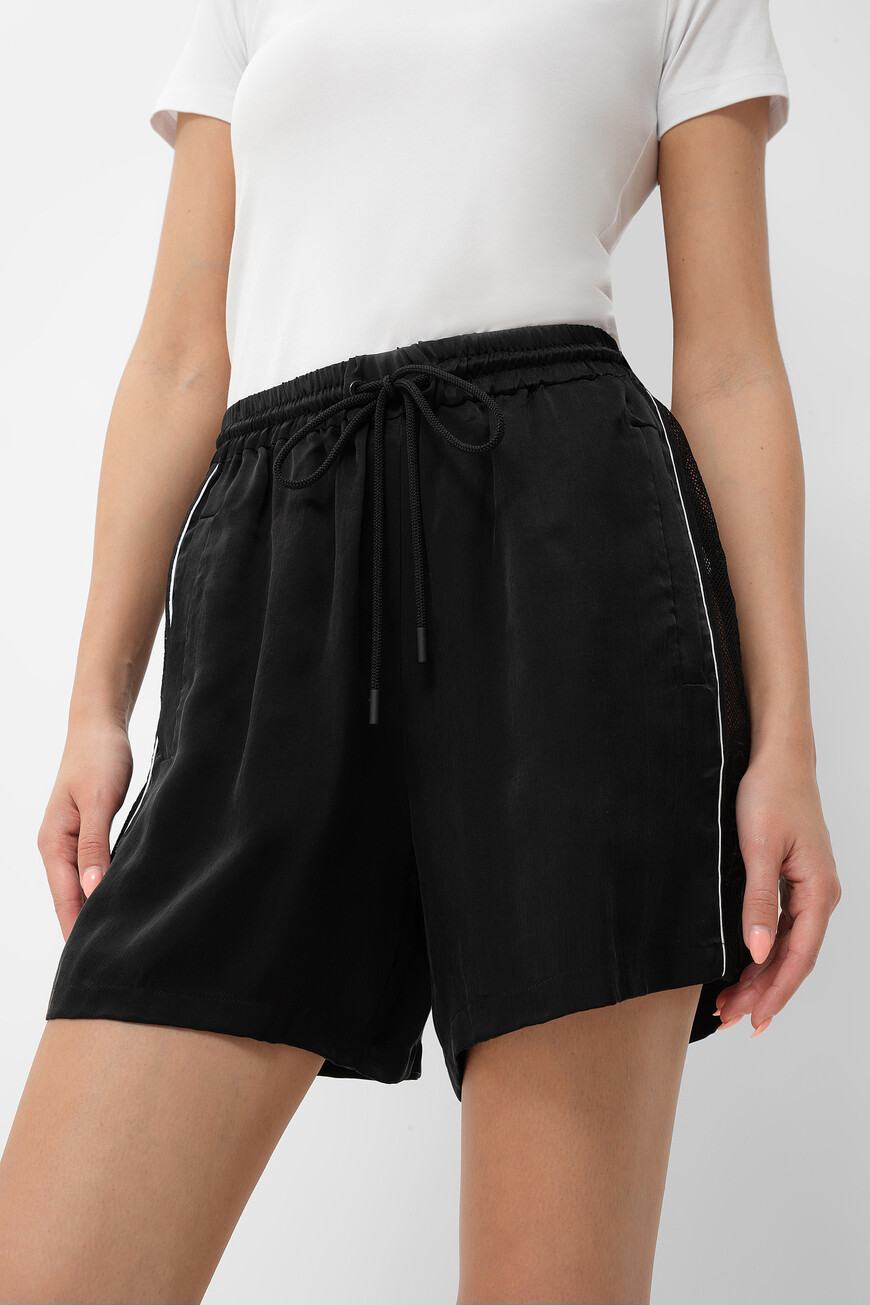 шорты  с лампасами черный I2PD031 5296 9000 купить с доставкой