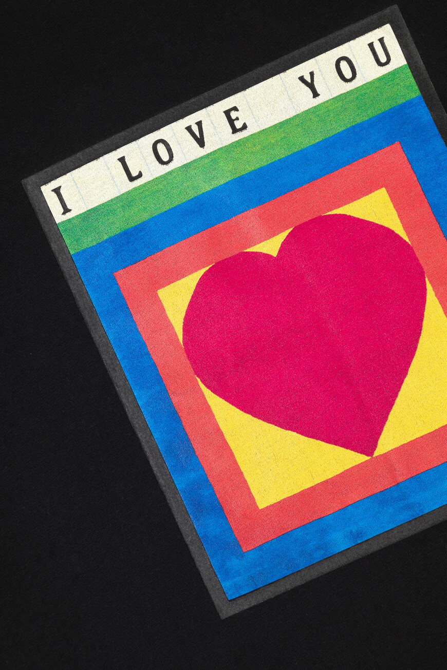 футболка  с крупным принтом I2PF095 6301 9000 на официальном сайте