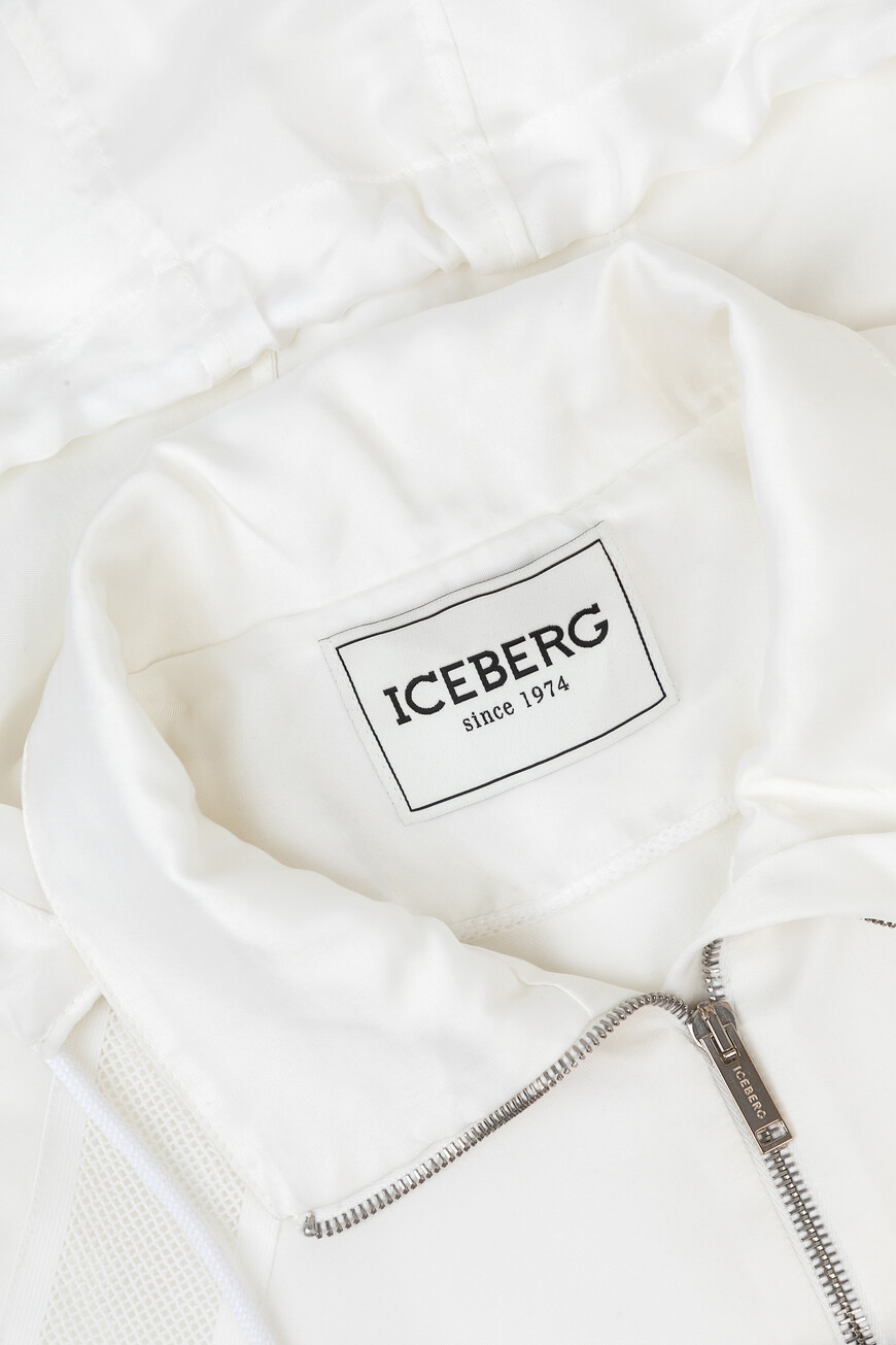 куртка  I2PO041 5296 1101 по распродаже