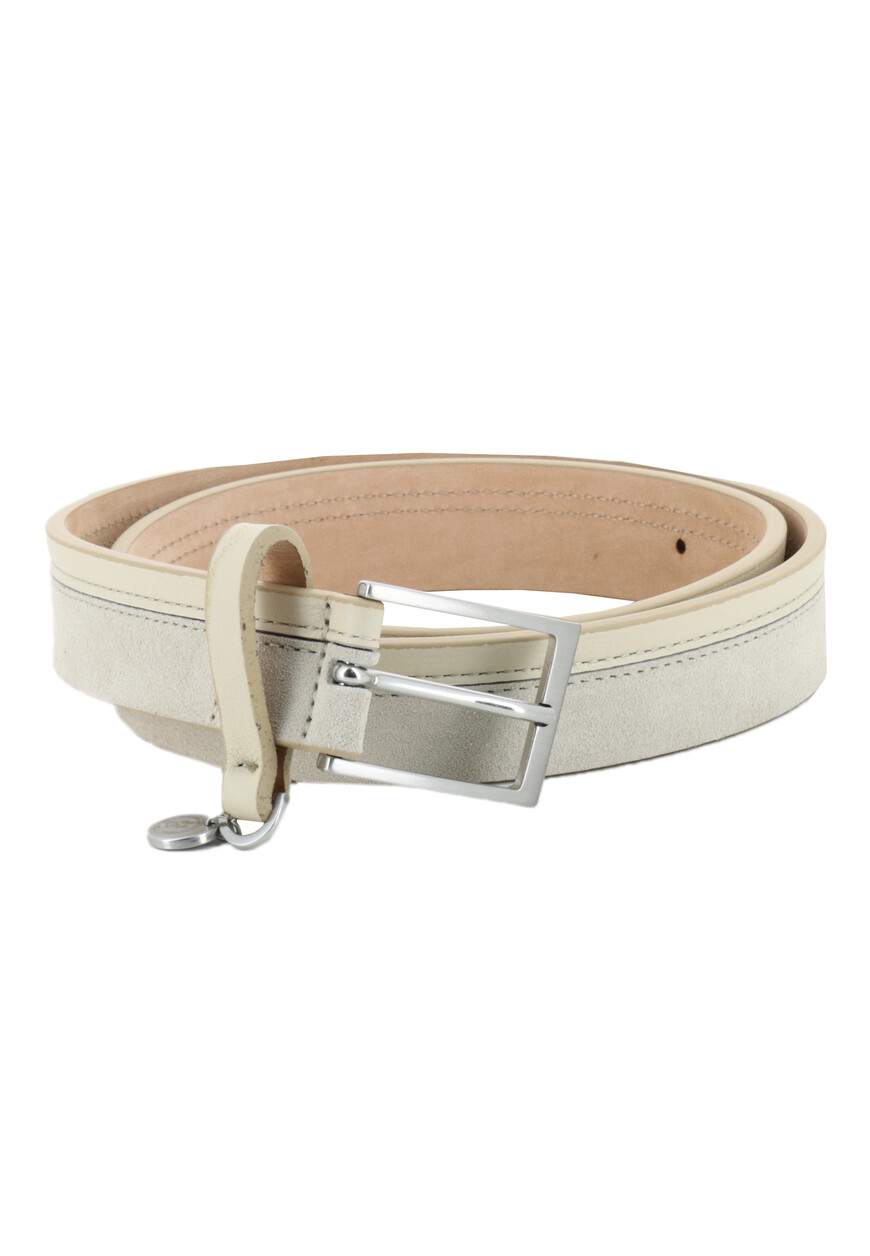 Ремень 18900₽