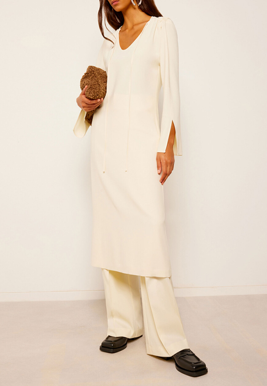 Платье 48930₽