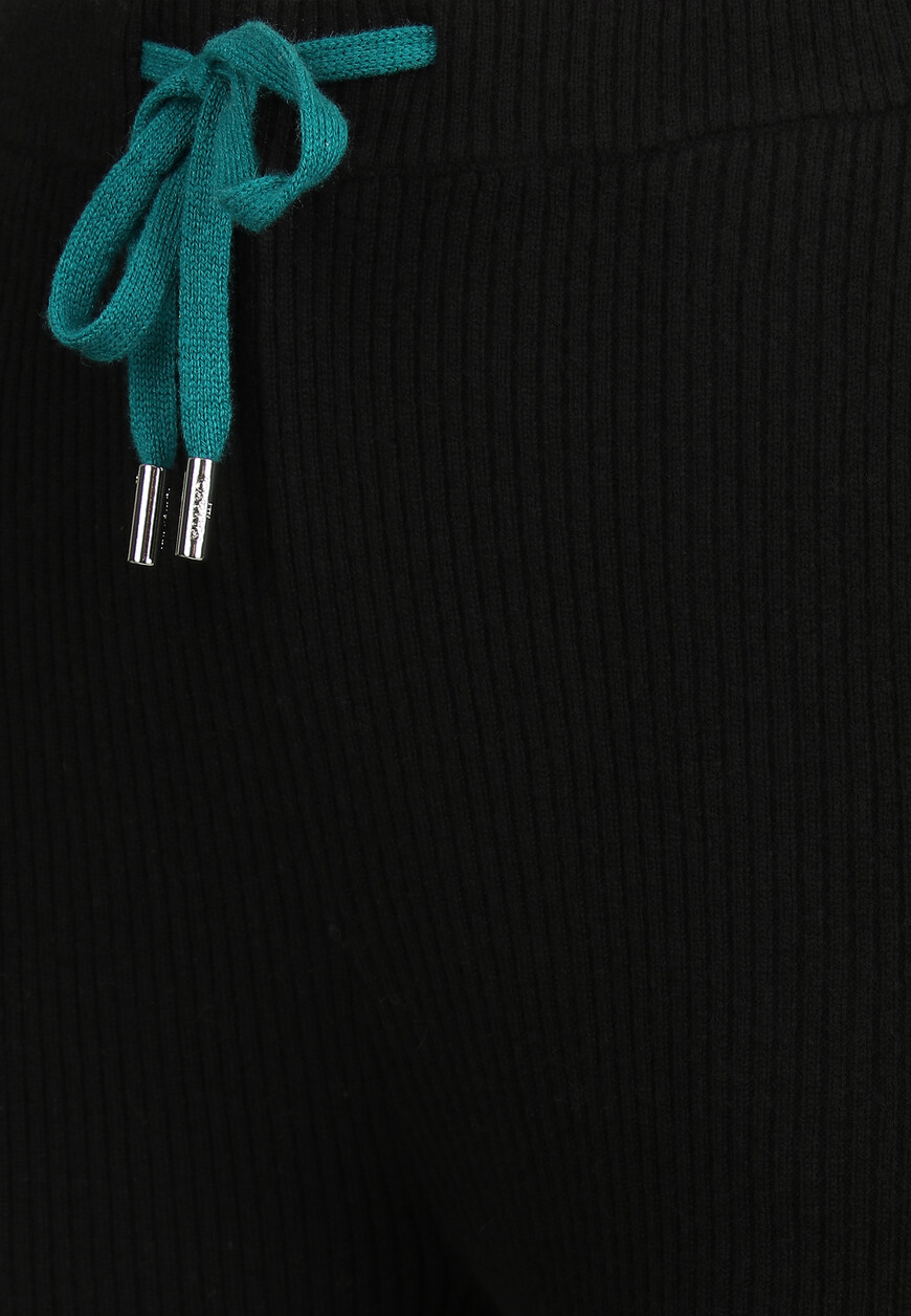 брюки  H22BAIE по низкой цене