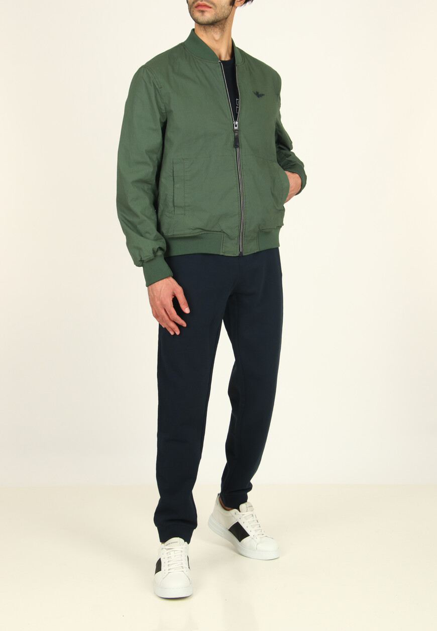 куртка  от бренда aeronautica militare вид слева