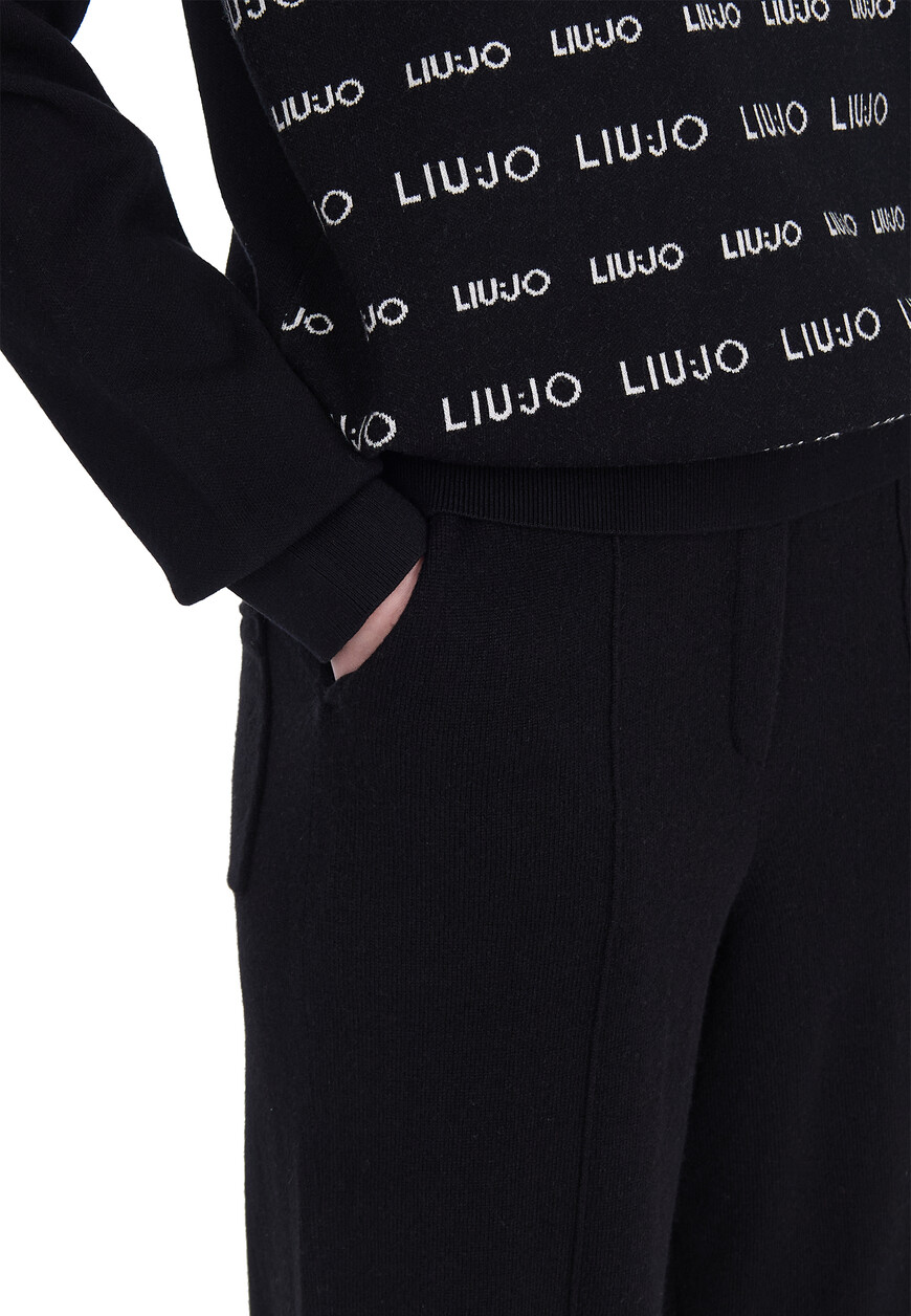 брюки  H22GOMBO H22BEGO на официальном сайте