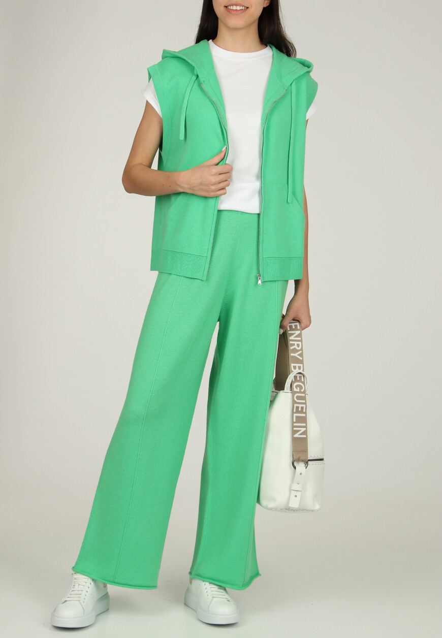 брюки  от бренда allude вид слева