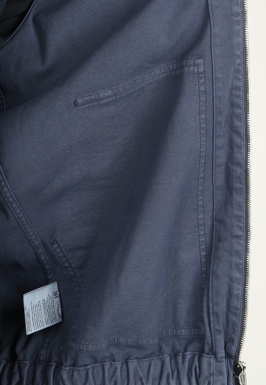 ветровка  из проверенных материалов спереди