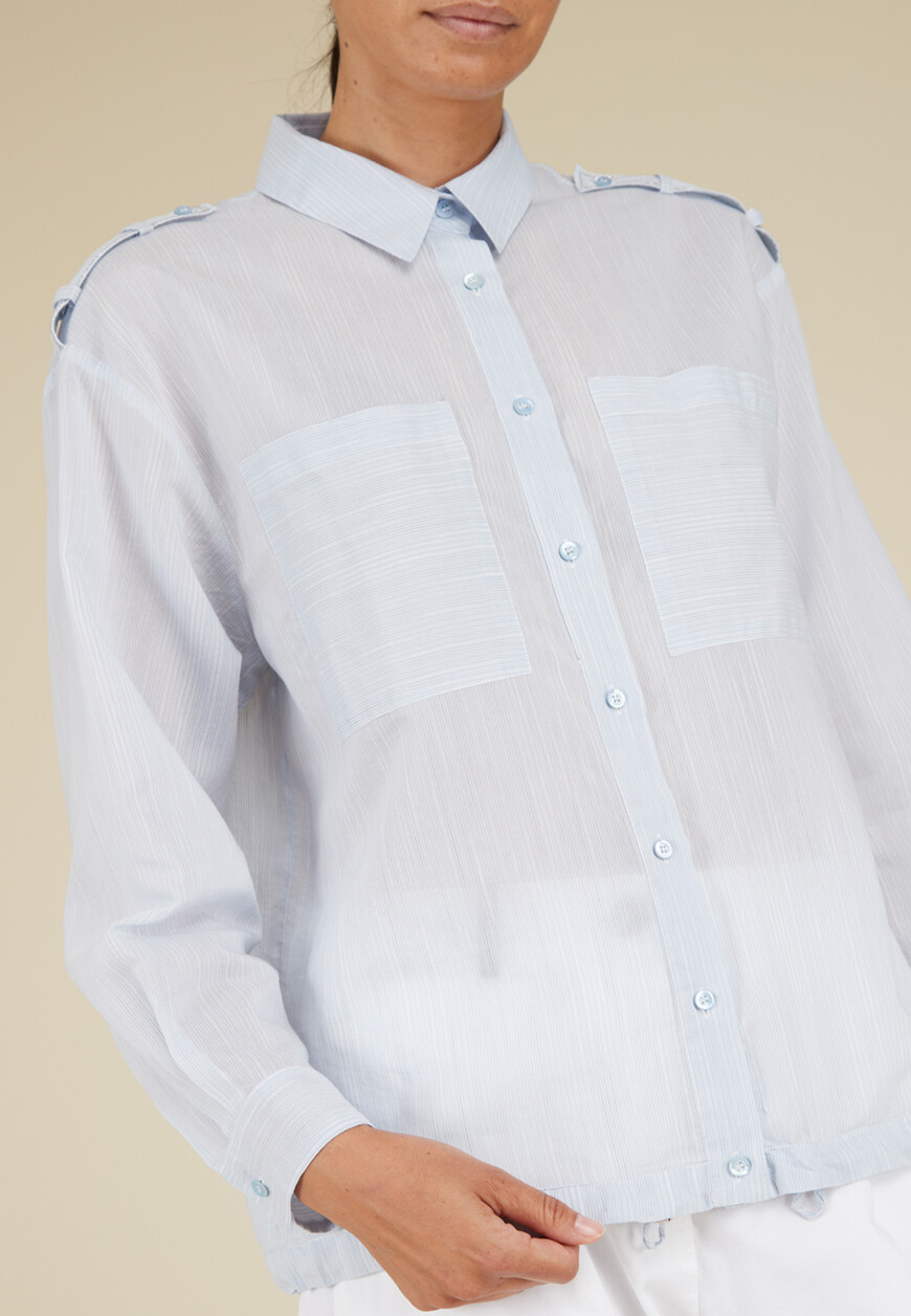 Товар голубого цвета с внутренней стороны