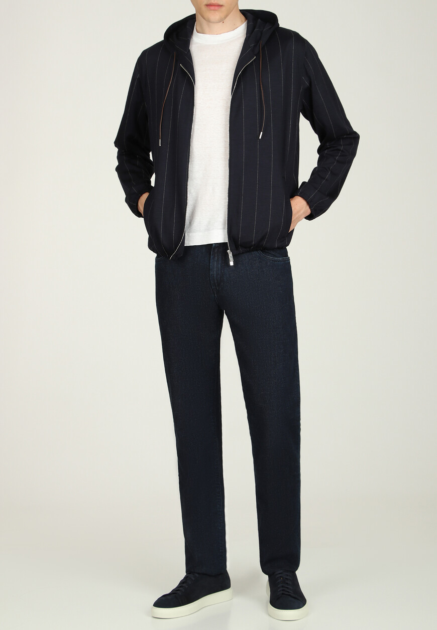 ветровка  от бренда tombolini вид слева