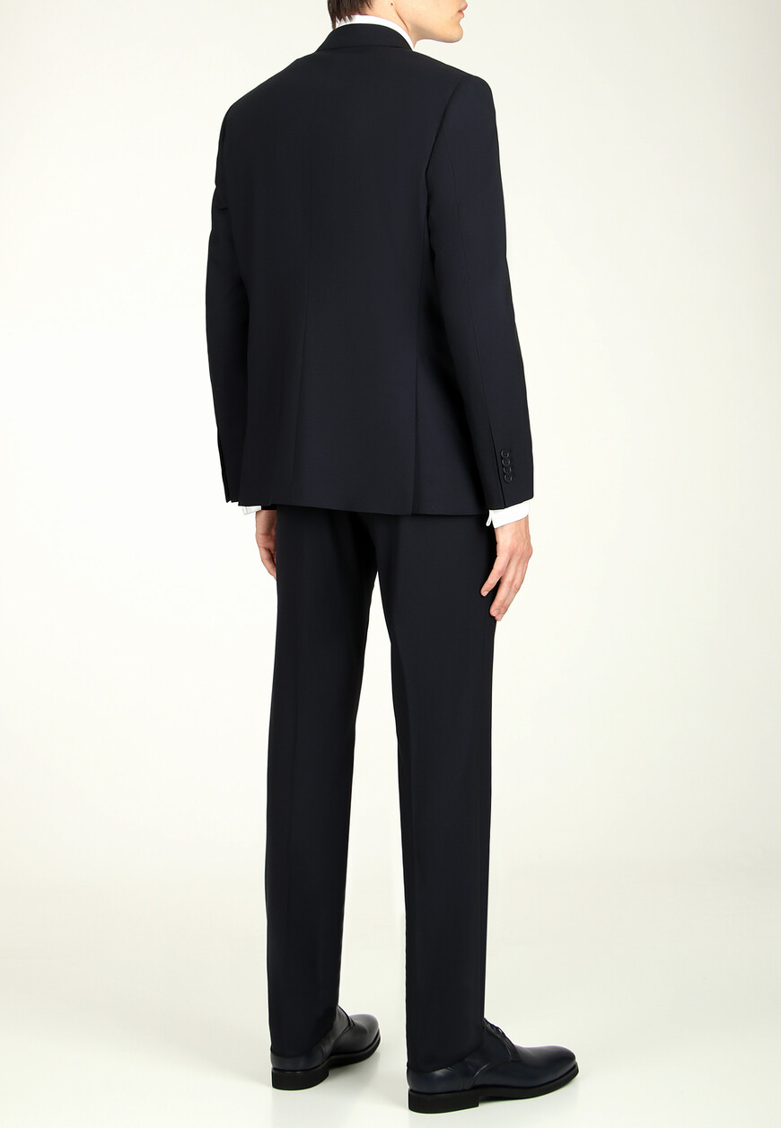 Товар синего цвета с внутренней стороны