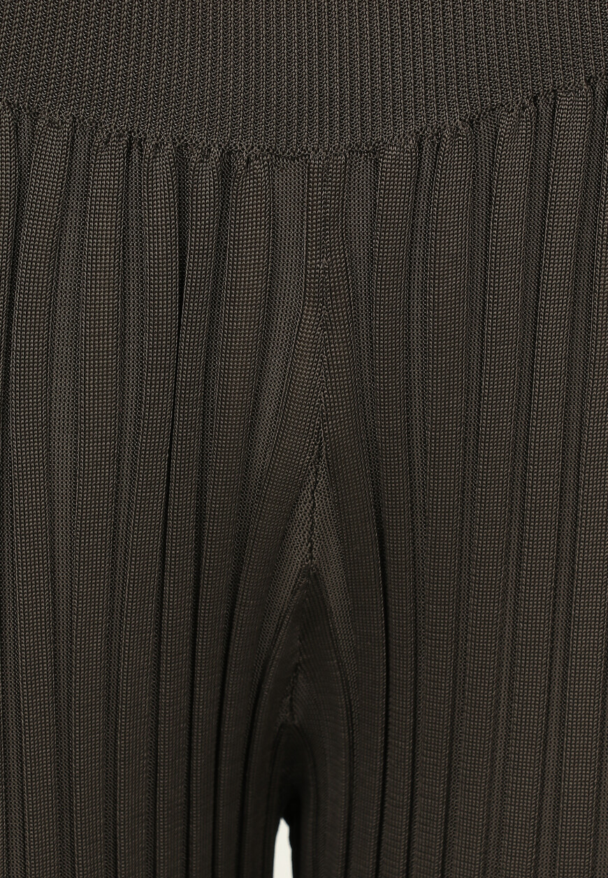 брюки  J01KA0022J18204 со скидкой