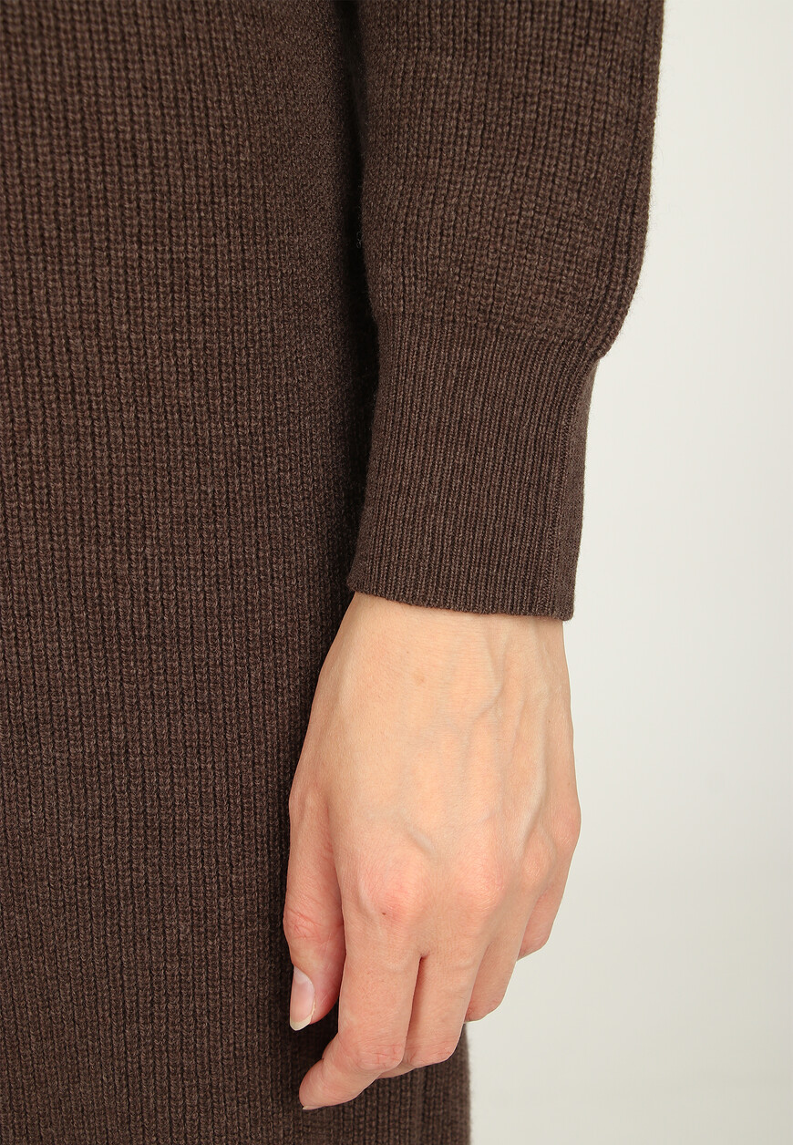 платье  S92215F12 со скидкой