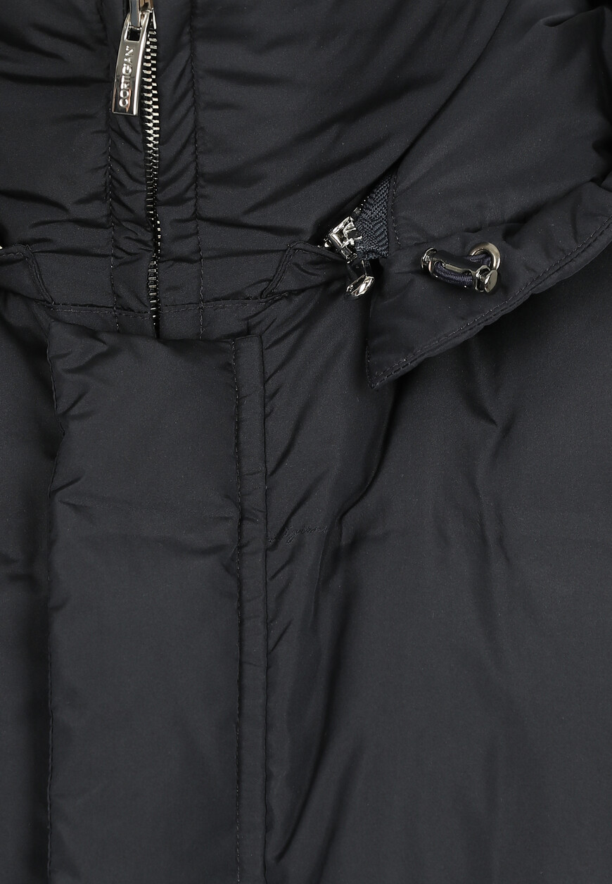 пуховик  универсального стиля с лицевой стороны