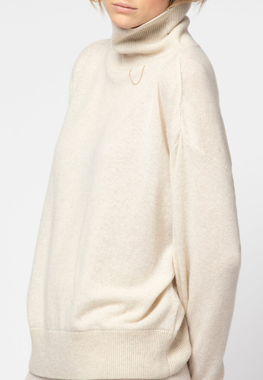 свитер  H23PRETTY со скидкой