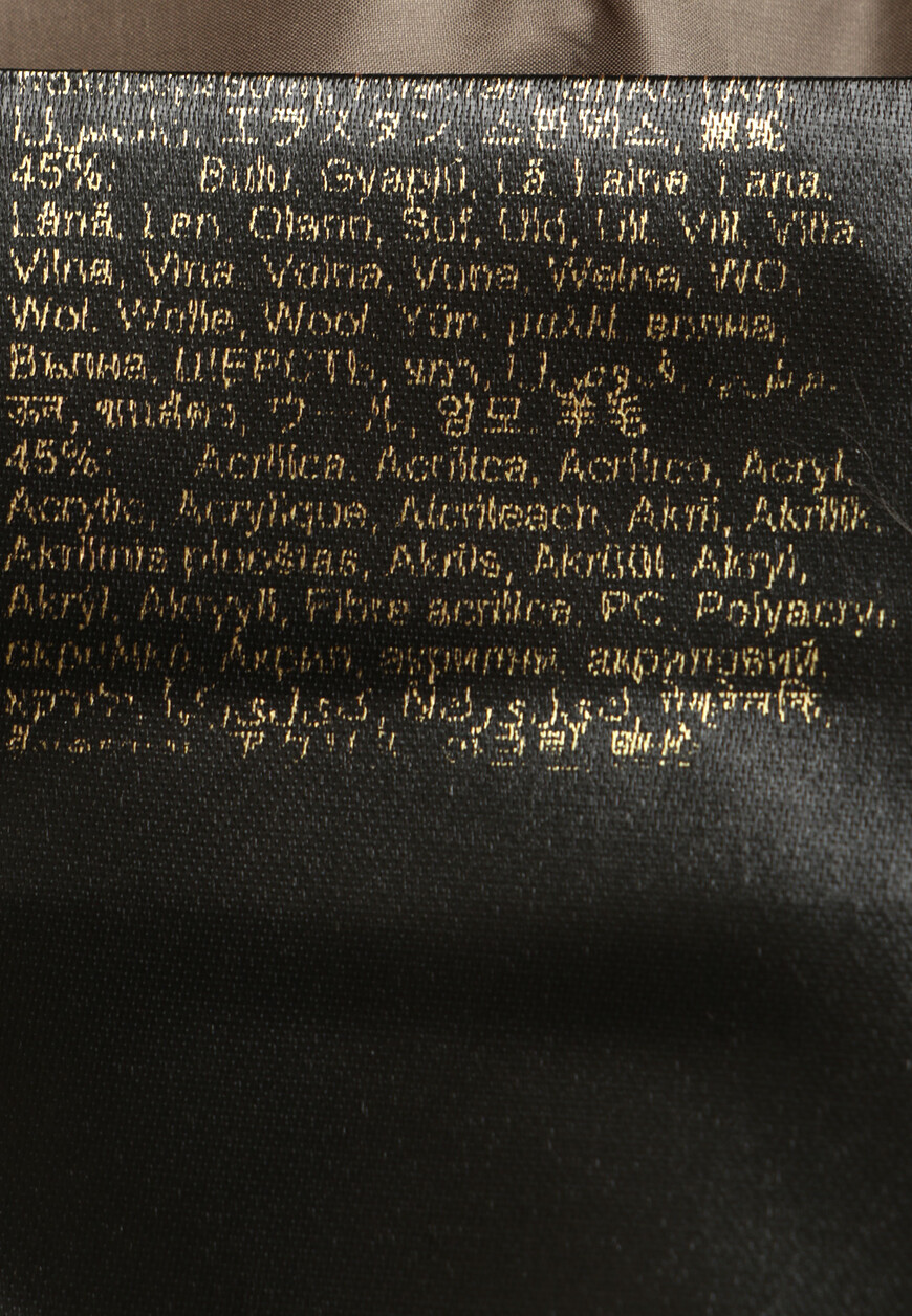 жилет  вид слева