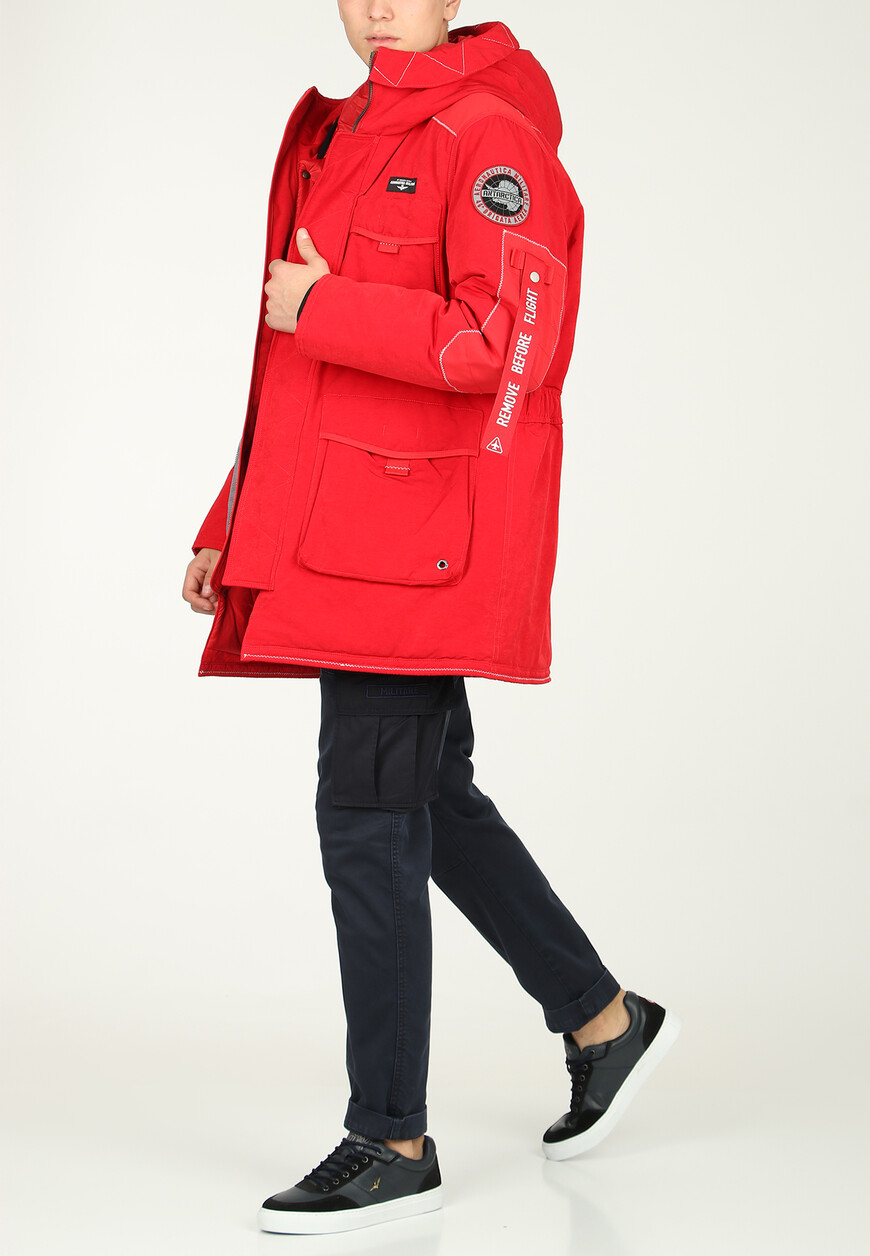 парка  универсального стиля с лицевой стороны