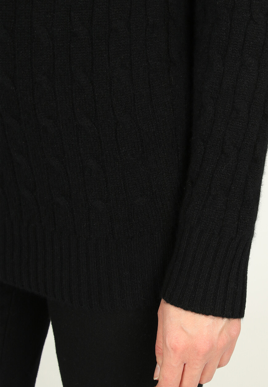 свитер  235/30044 по распродаже