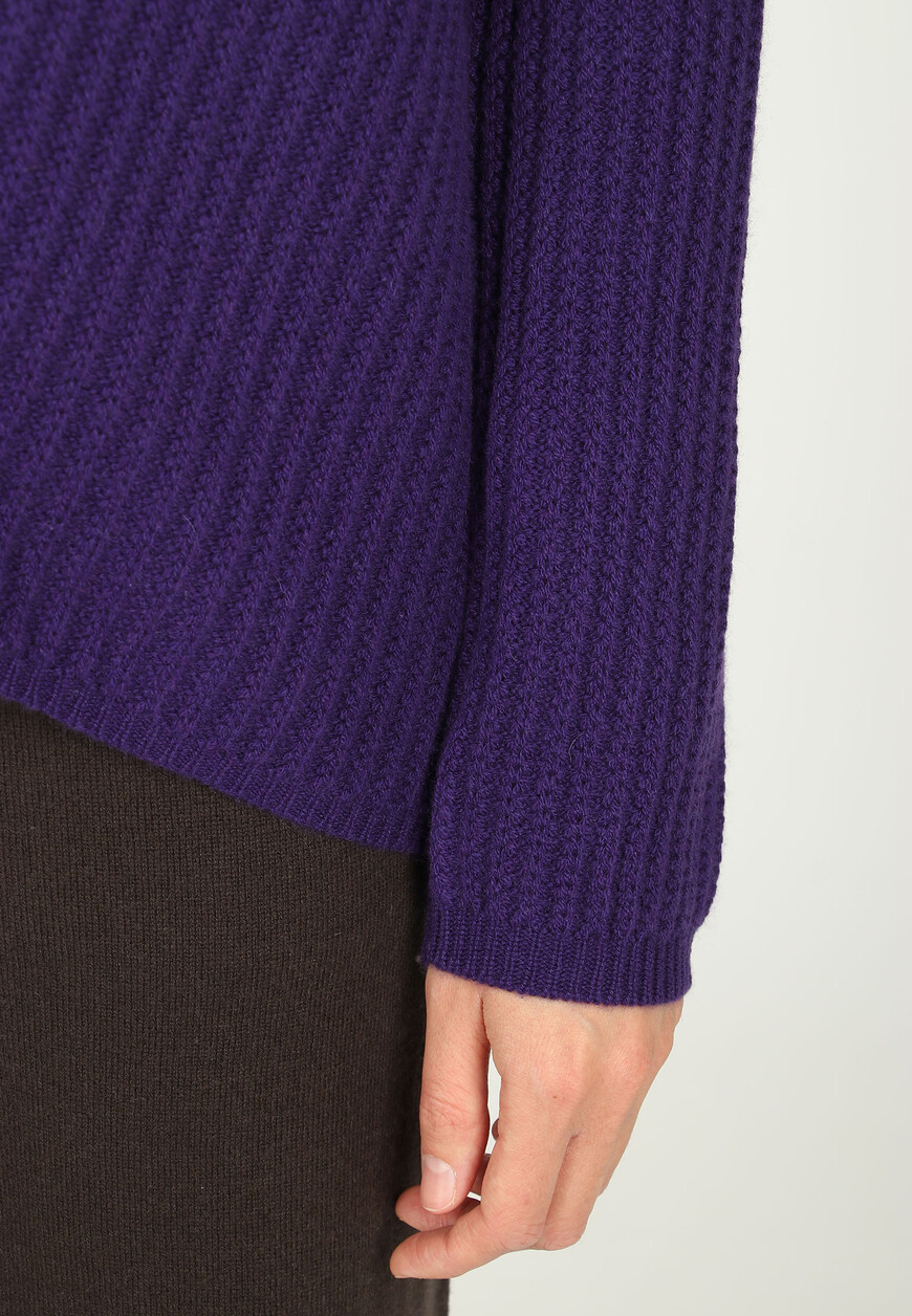 пуловер  235/11213 на официальном сайте