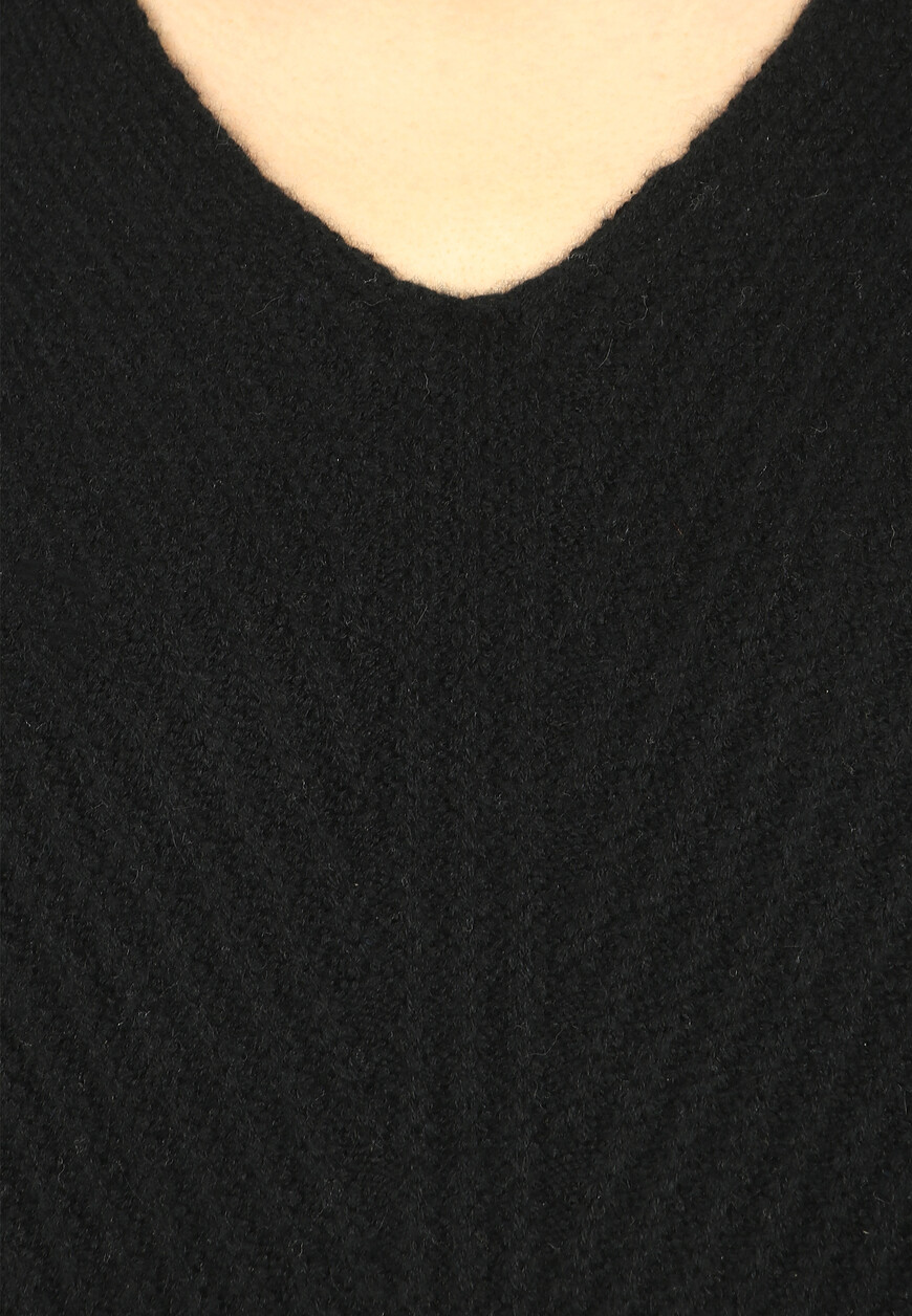 пуловер  235/11213 со скидкой