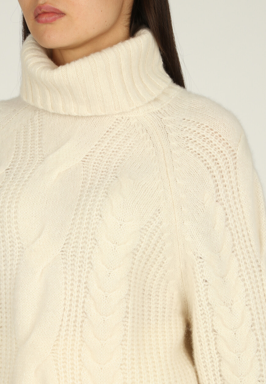 свитер  235/77002 со скидкой