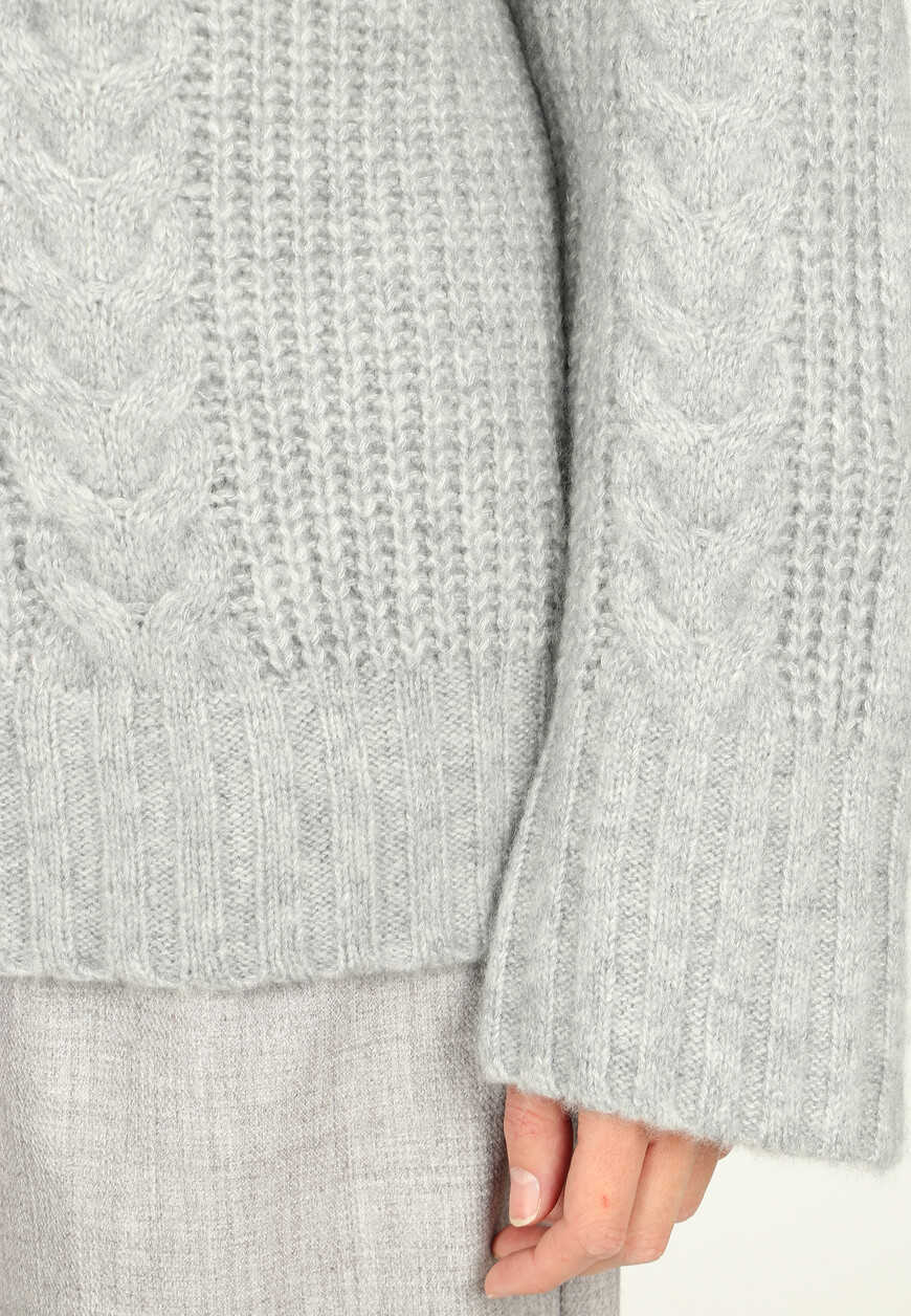 свитер  235/77002 со скидкой