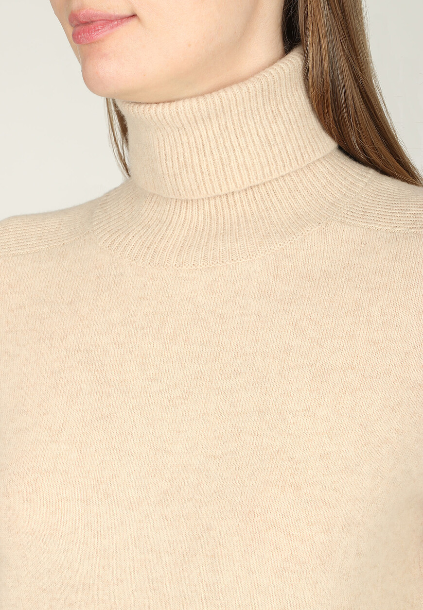 свитер  MM SONIA TURTLE со скидкой