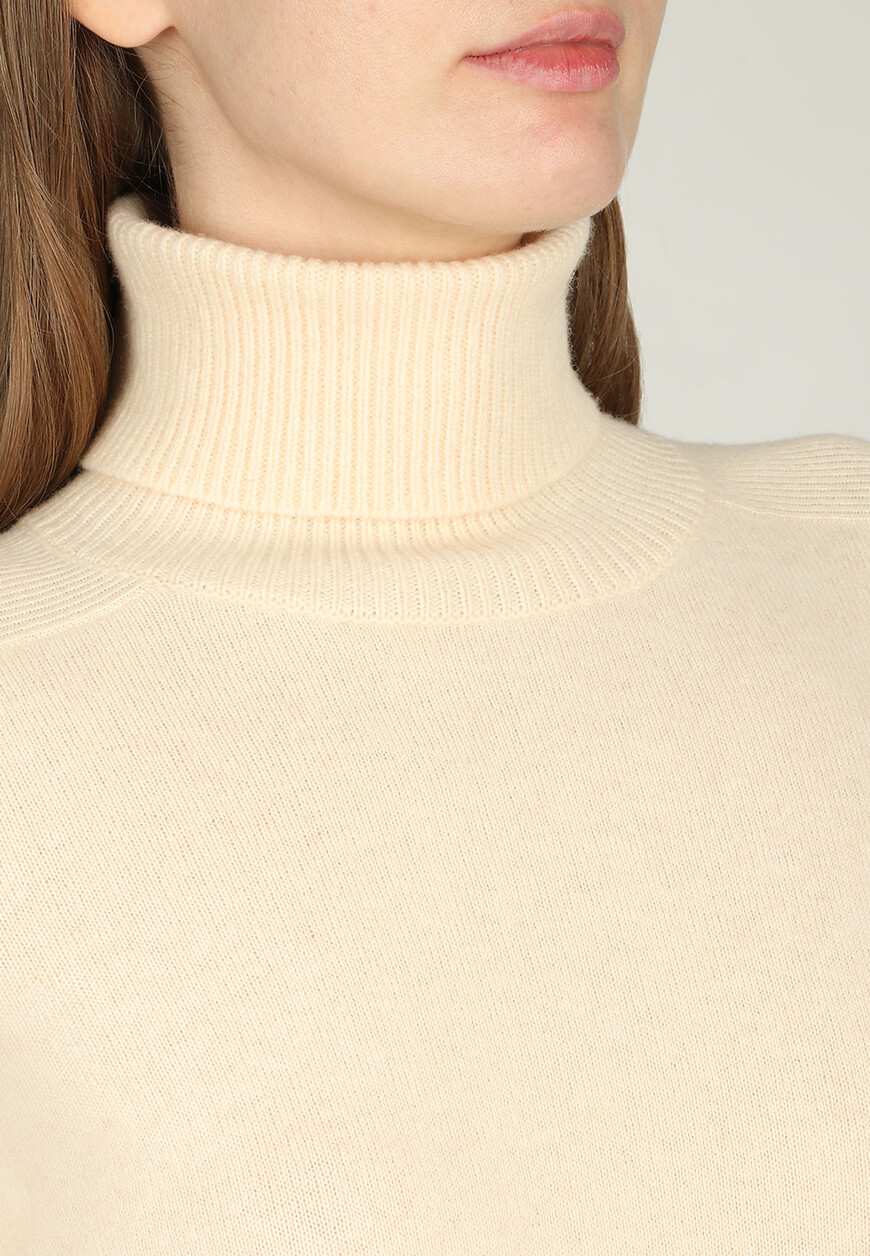 свитер  MM SONIA TURTLE со скидкой