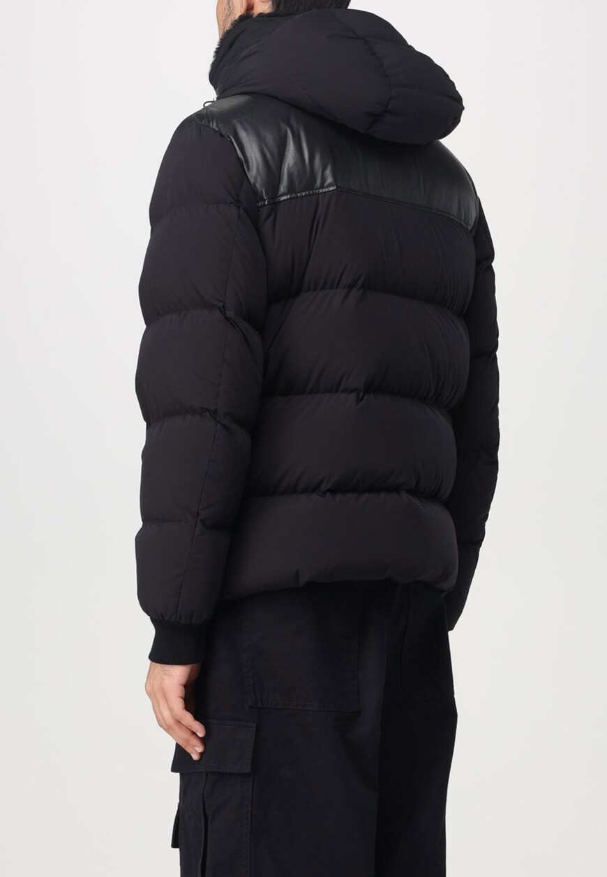 пуховик  от бренда moorer вид слева