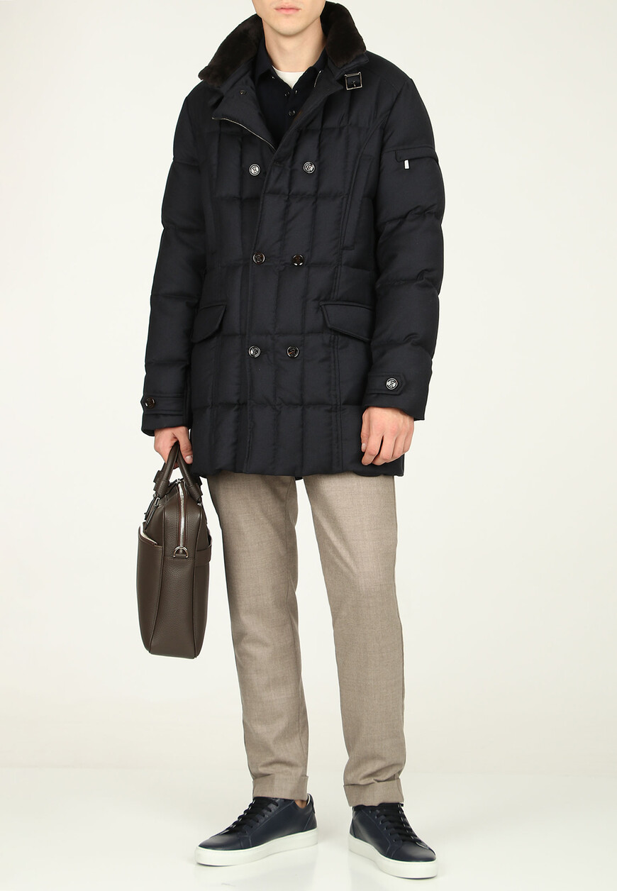 пуховик  от бренда moorer вид слева