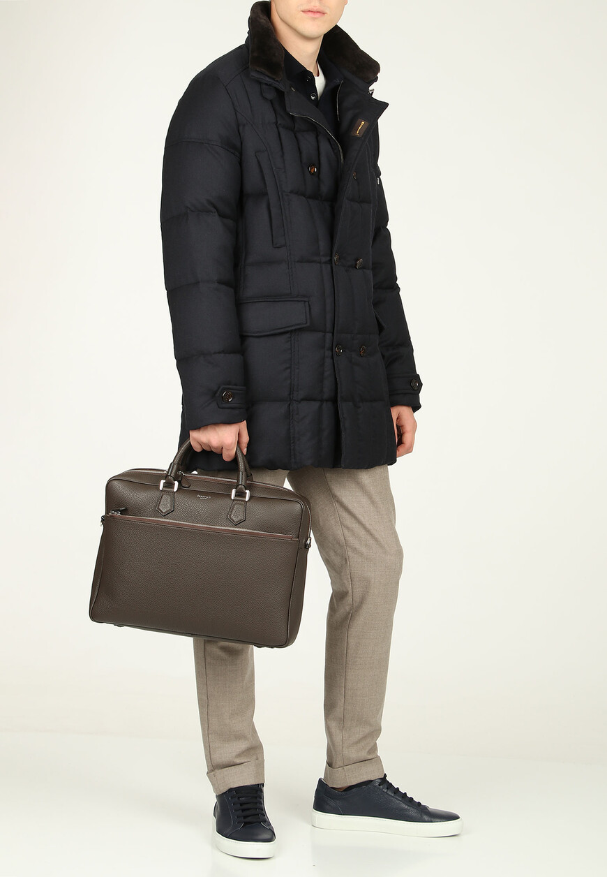 пуховик  из канады вид сбоку