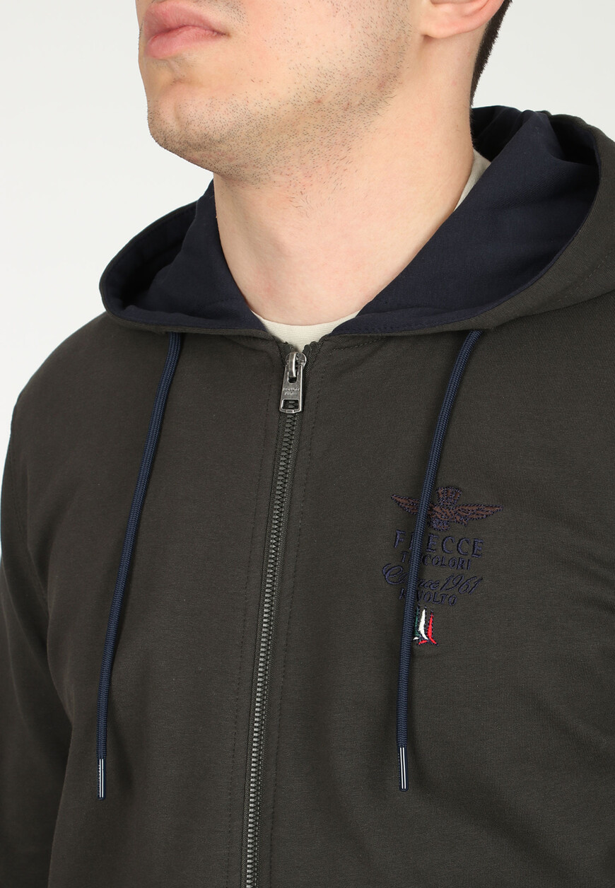 

Костюм Aeronautica Militare, Коричневый