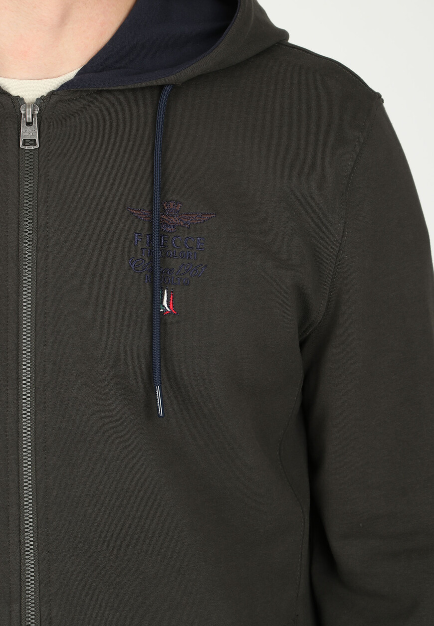 костюм  TF022F459 10