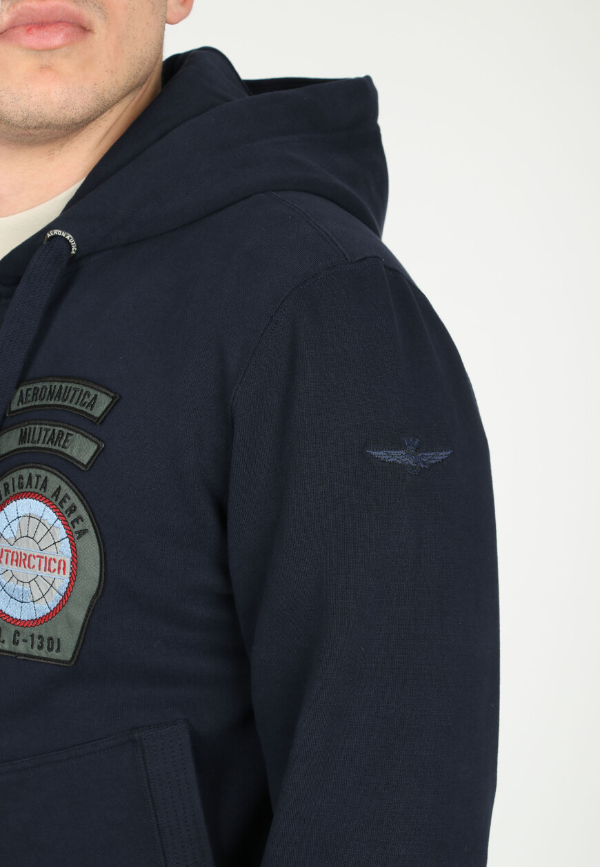 олимпийка  FE1818F518 со скидкой