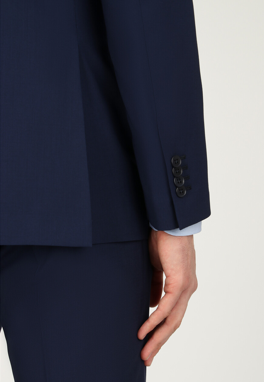 костюм  A334 EK80 по низкой цене