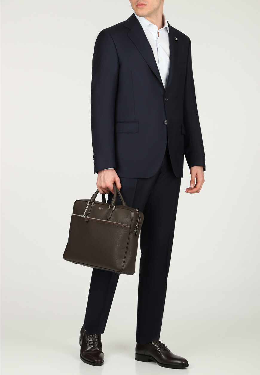 костюм  из италии вид сбоку