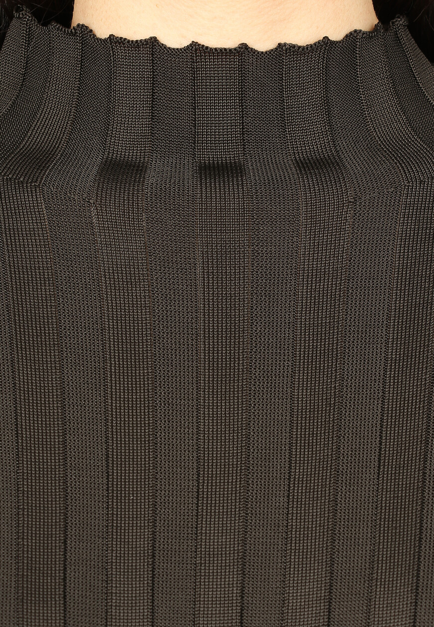 водолазка  J01GP0014J18204 по распродаже