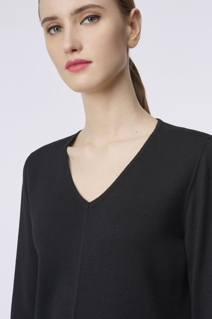 пуловер  MANIERA по низкой цене