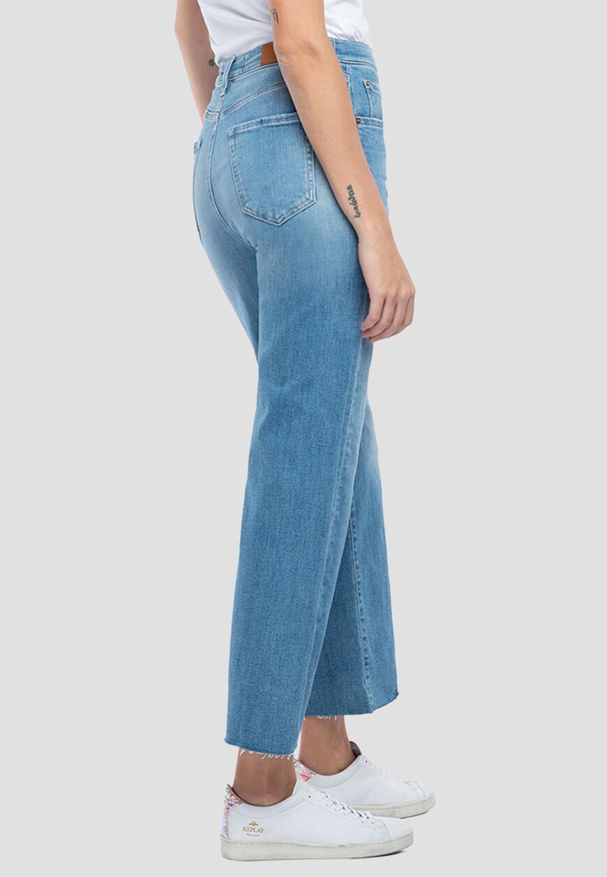 джинсы  WA463 000 69D 223 купить с доставкой