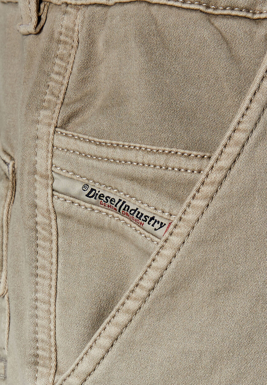 шорты  A09729068DY по низкой цене