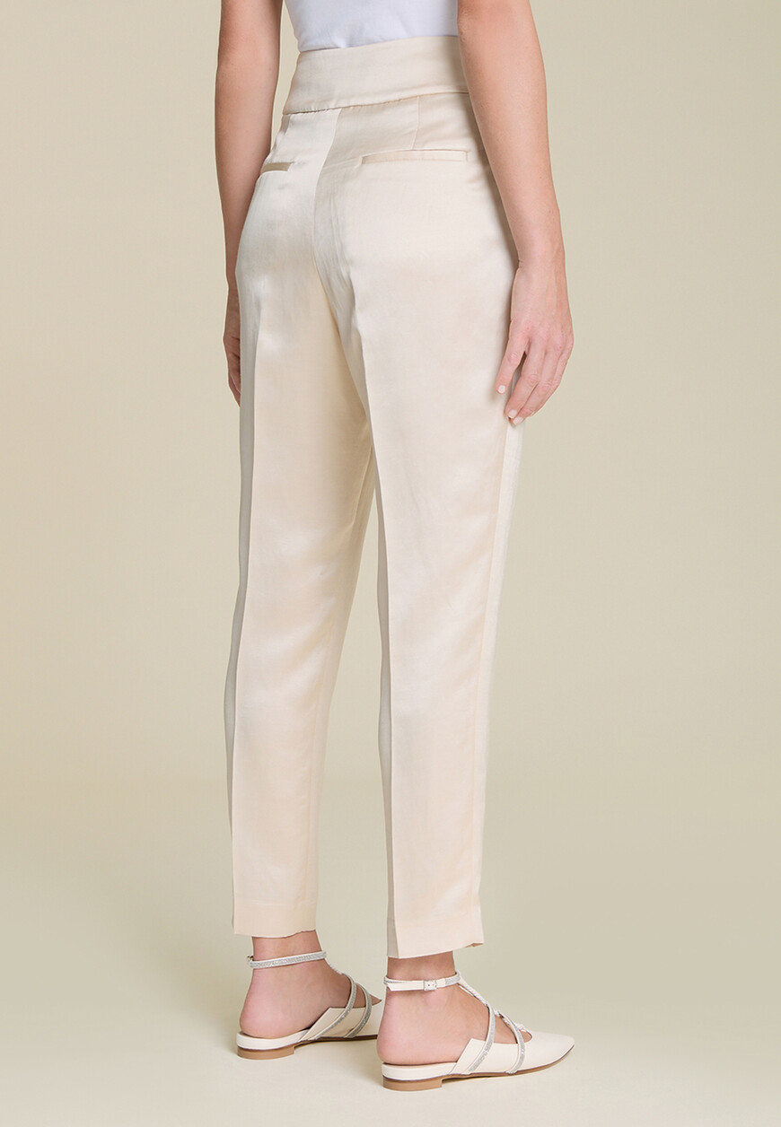 костюм  E01492A06800 E0447106800 со скидкой